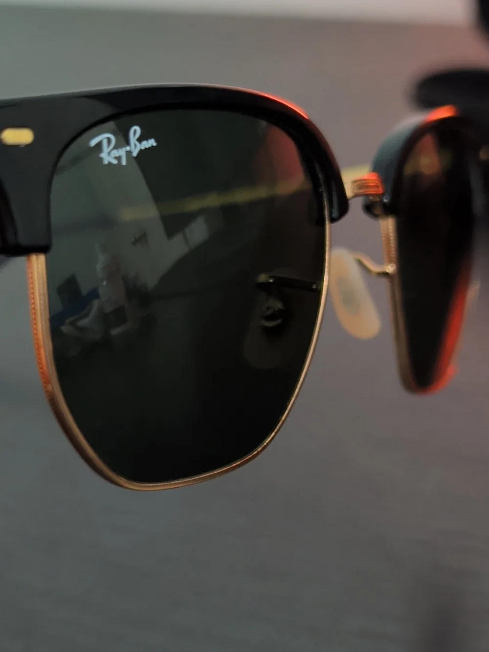 Ray-Ban classic ray